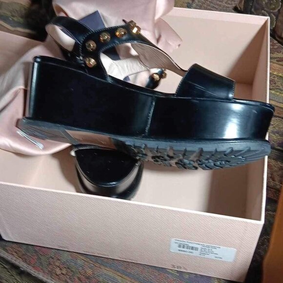Prada wedge heels - Picture 1 of 12